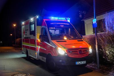 Esslingen-Wiflingshausen: In Brand geratenes Mobiliar fordert 2 Verletzte